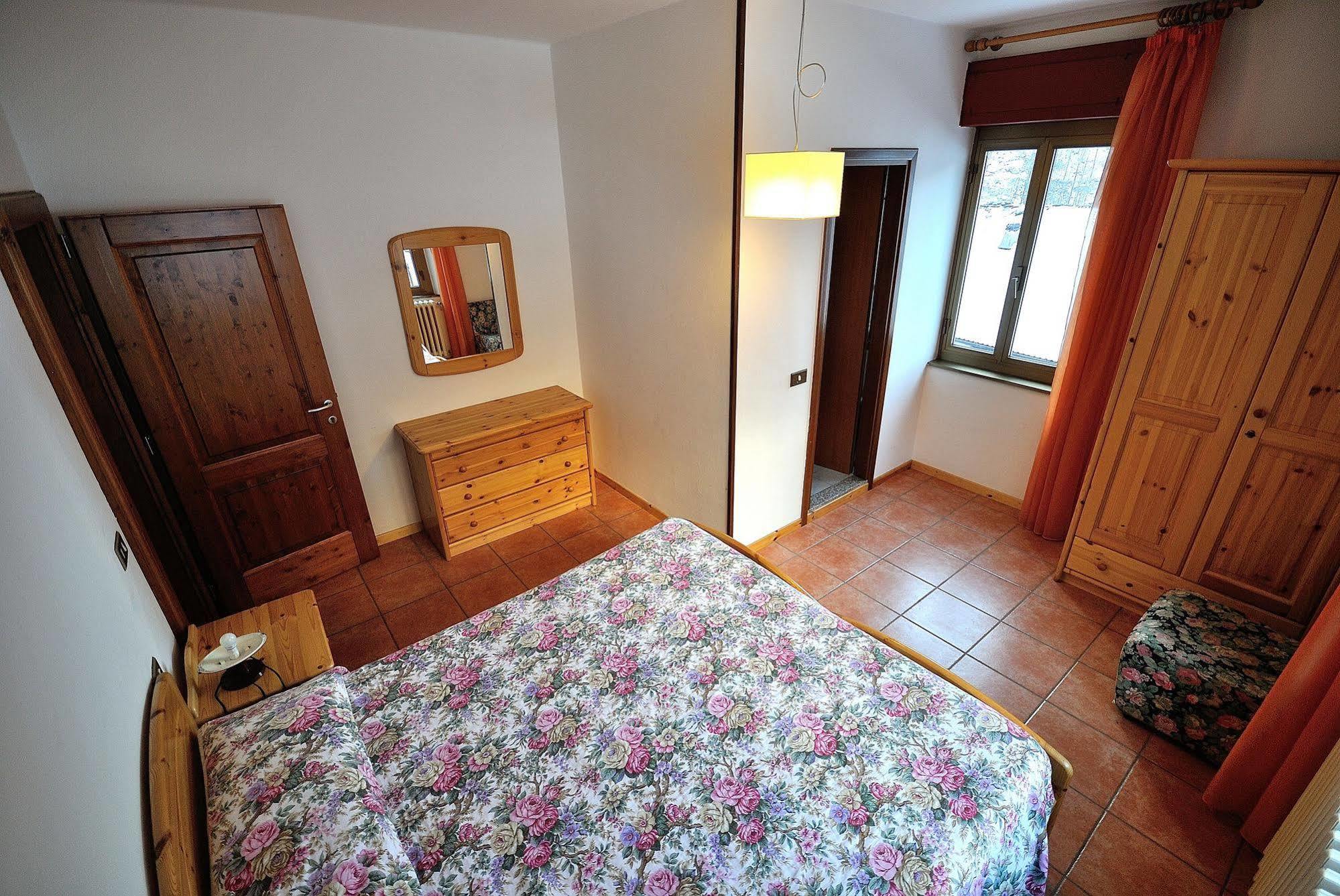Albergo Morandi فالبونديوني المظهر الخارجي الصورة